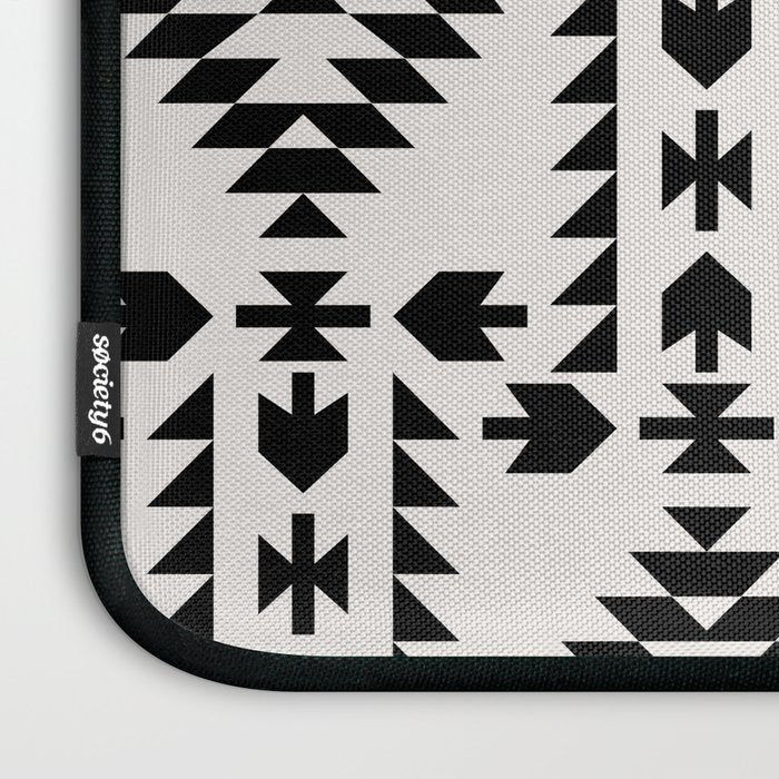 GEO PANEL WHITE Laptop Sleeve Gallery Image 3