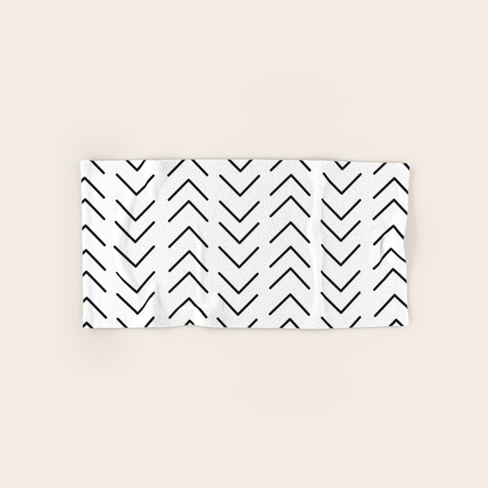 Mudcloth Black and White Bath Towel Gallery Image 1