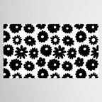 Black and white retro flower art pattern Tablecloth Gallery Image 2