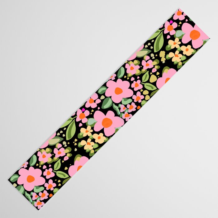 Retro vintage pink daisies pattern  Table Runner Gallery Image 3