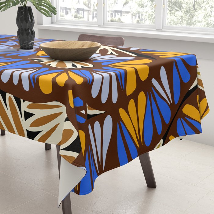Decorative snakes and flowers Tablecloth Gallery Image 3