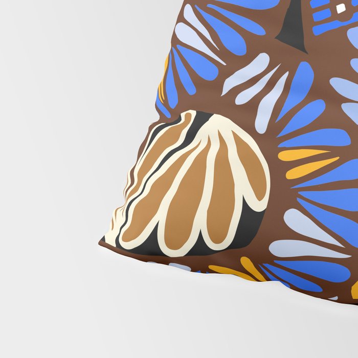 Decorative snakes and flowers Pillow Sham Gallery Image 4