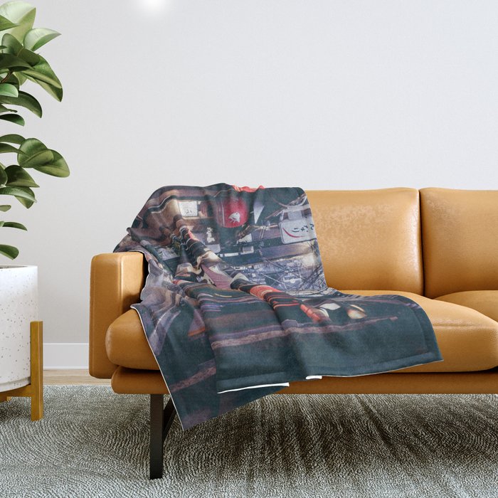 Geisha In Kyoto Throw Blanket Gallery Image 1