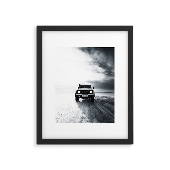 landrover defender in iceland Framed Art Print Gallery Image 1