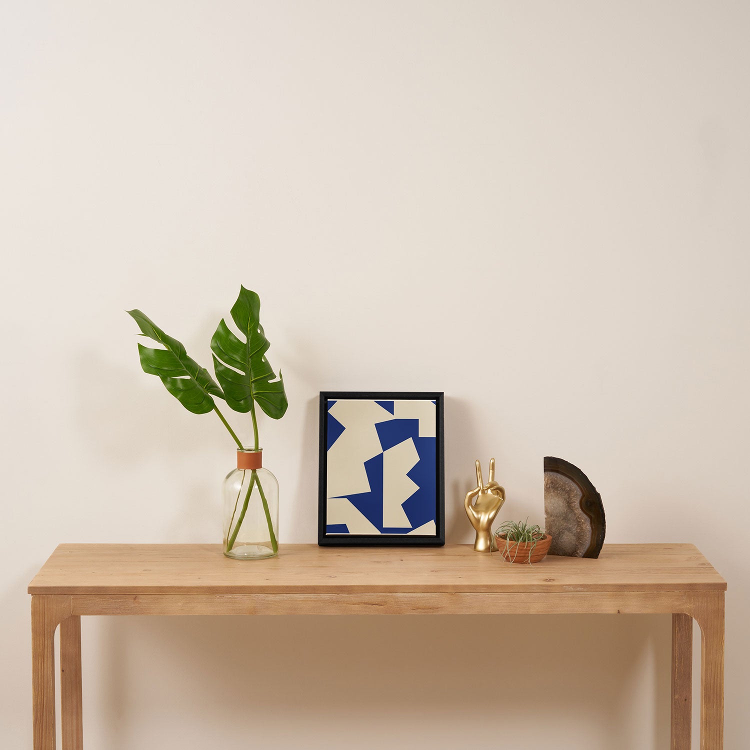 Minimalist 15 Framed Canvas Print Gallery Image 4