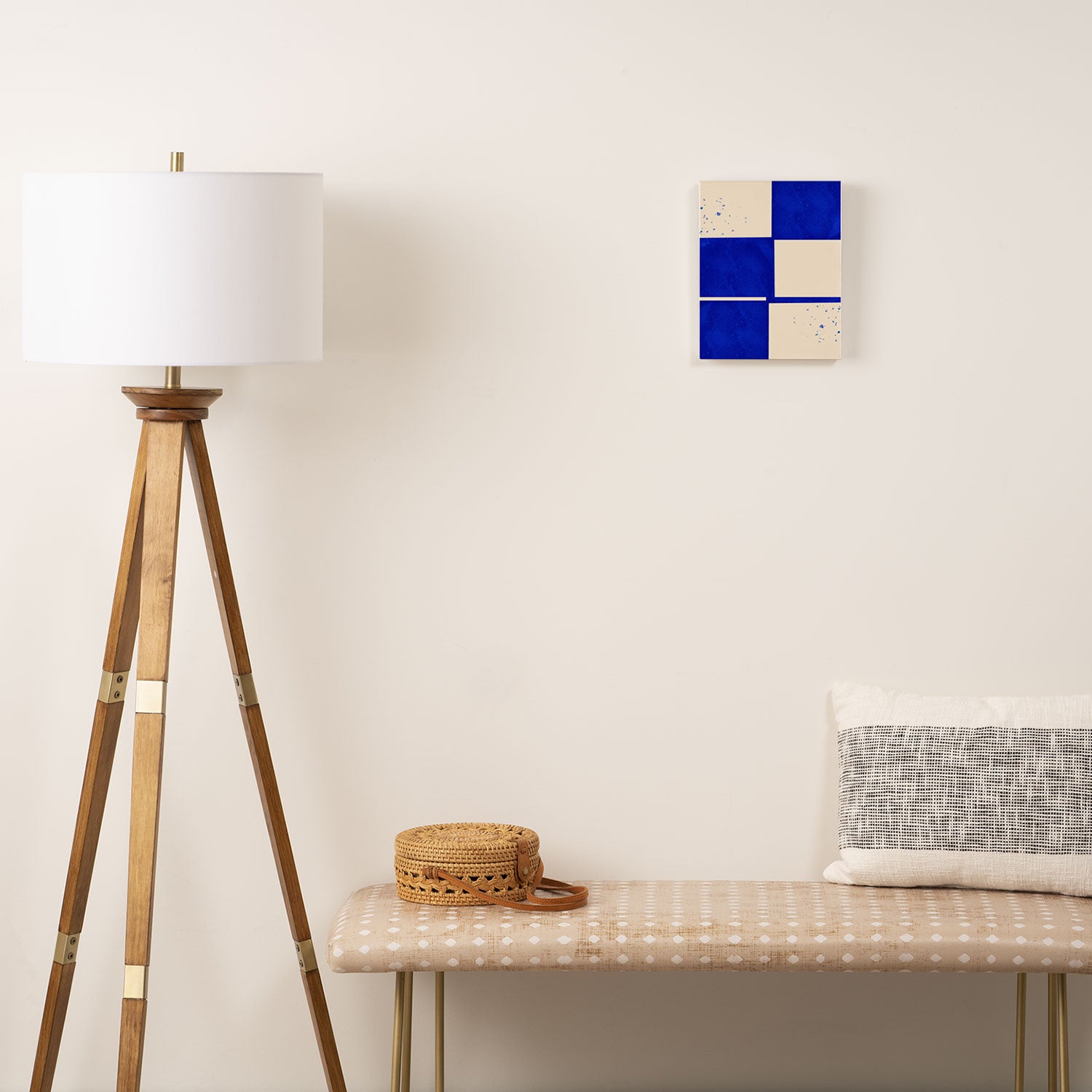Minimalist 47 Canvas Print Gallery Image 2