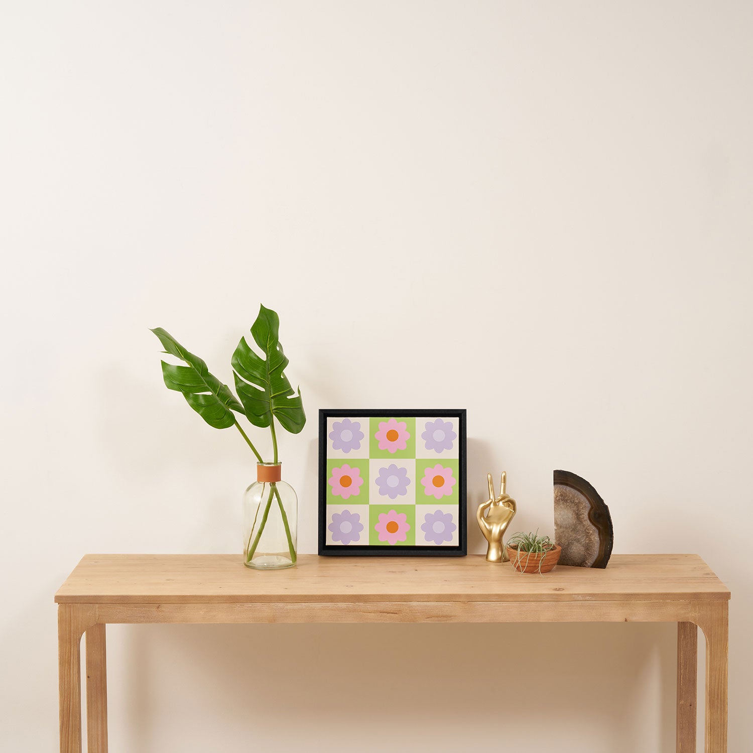 Retro Flower Pattern S Framed Canvas Print Gallery Image 3
