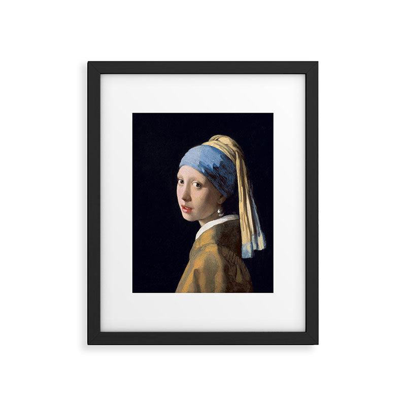 Girl with a Pearl Earring Framed Art Print Gallery Image 5