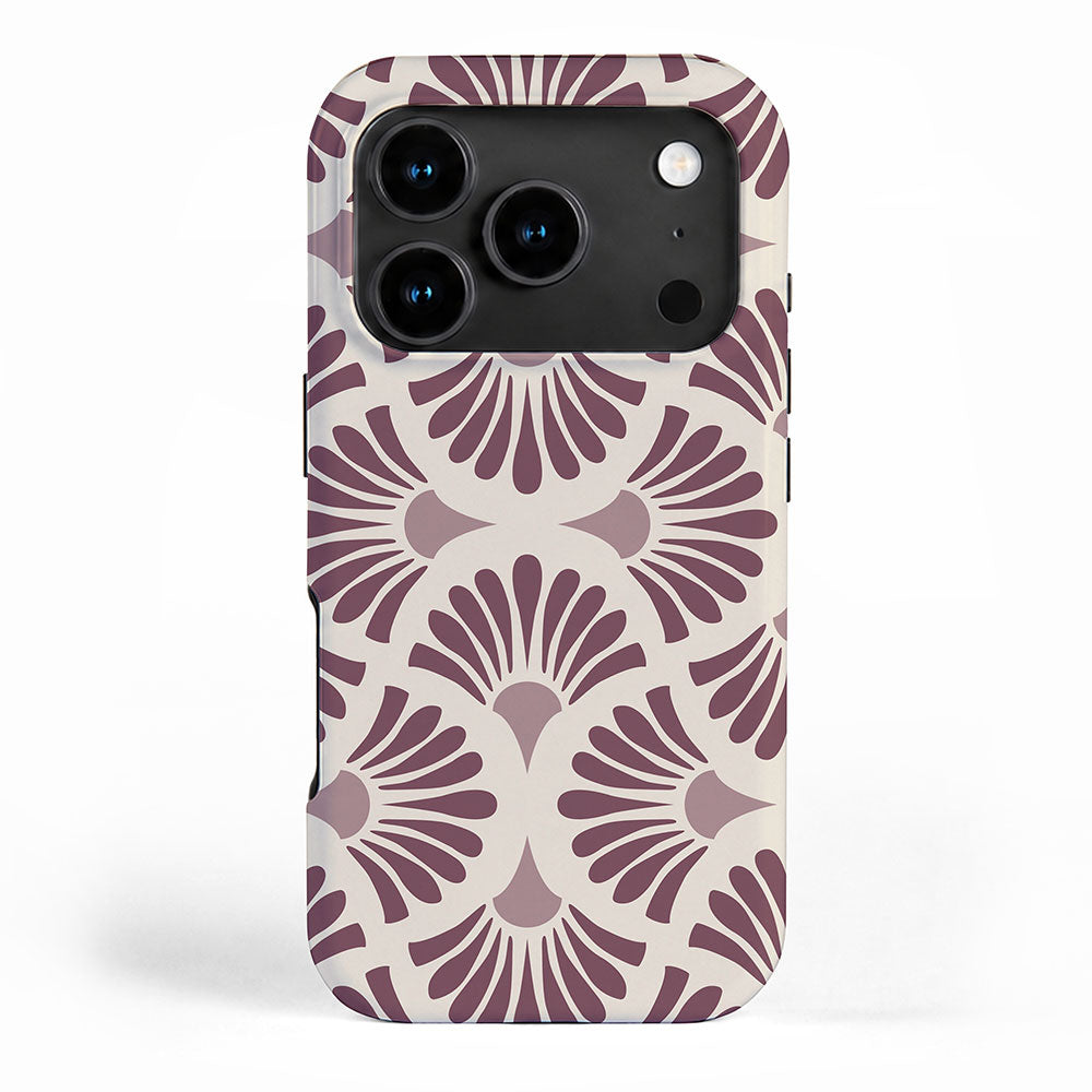 Vintage Fan Shell Pattern iPhone Case Gallery Image 1
