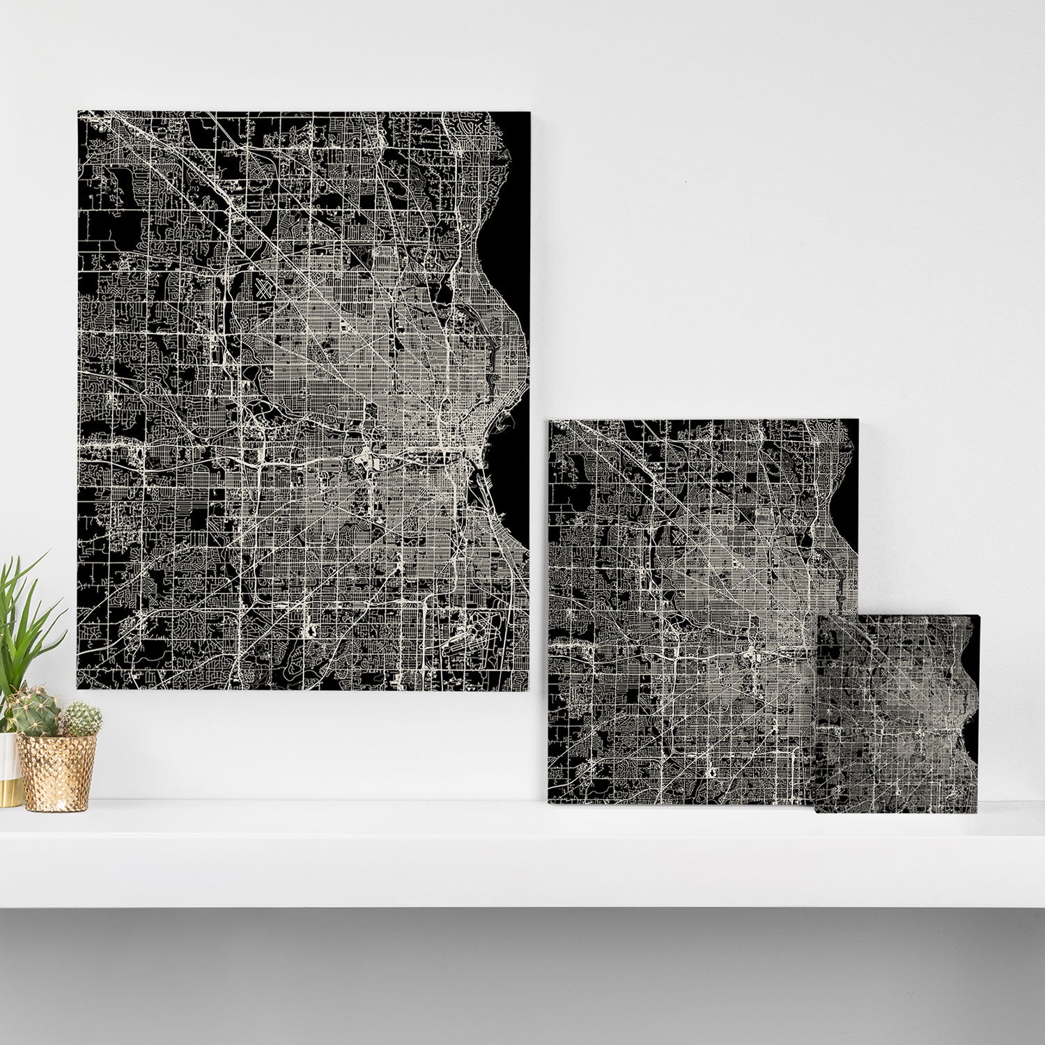 Milwaukee City Map Canvas Print Gallery Image 3