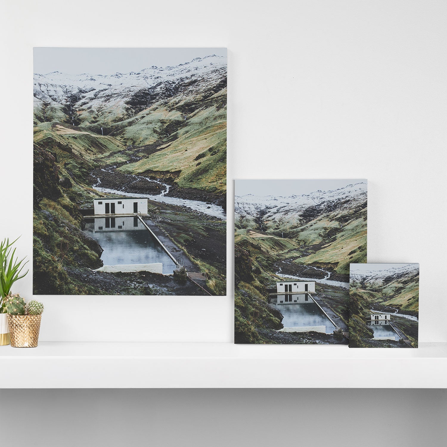 Seljavallalaug, Iceland Canvas Print Gallery Image 3