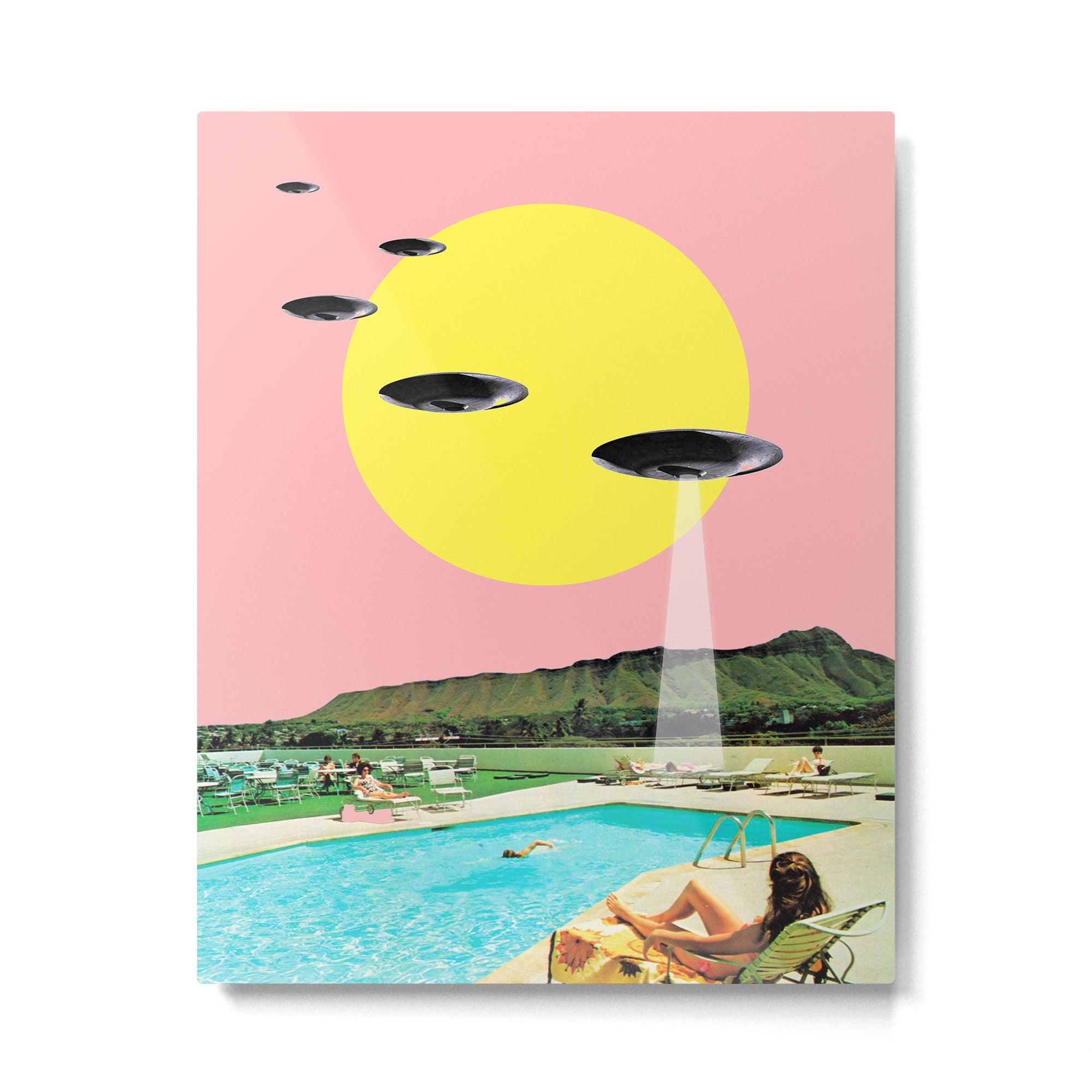 Invasion on vacation (UFO in Hawaii) Metal Print Gallery Image 4