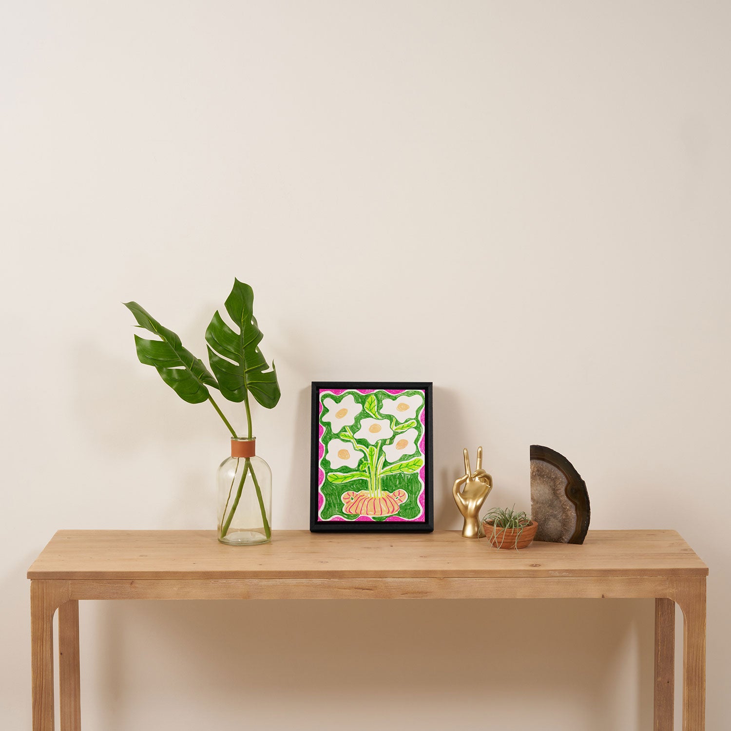 Daisies in a Vase Framed Canvas Print Gallery Image 4