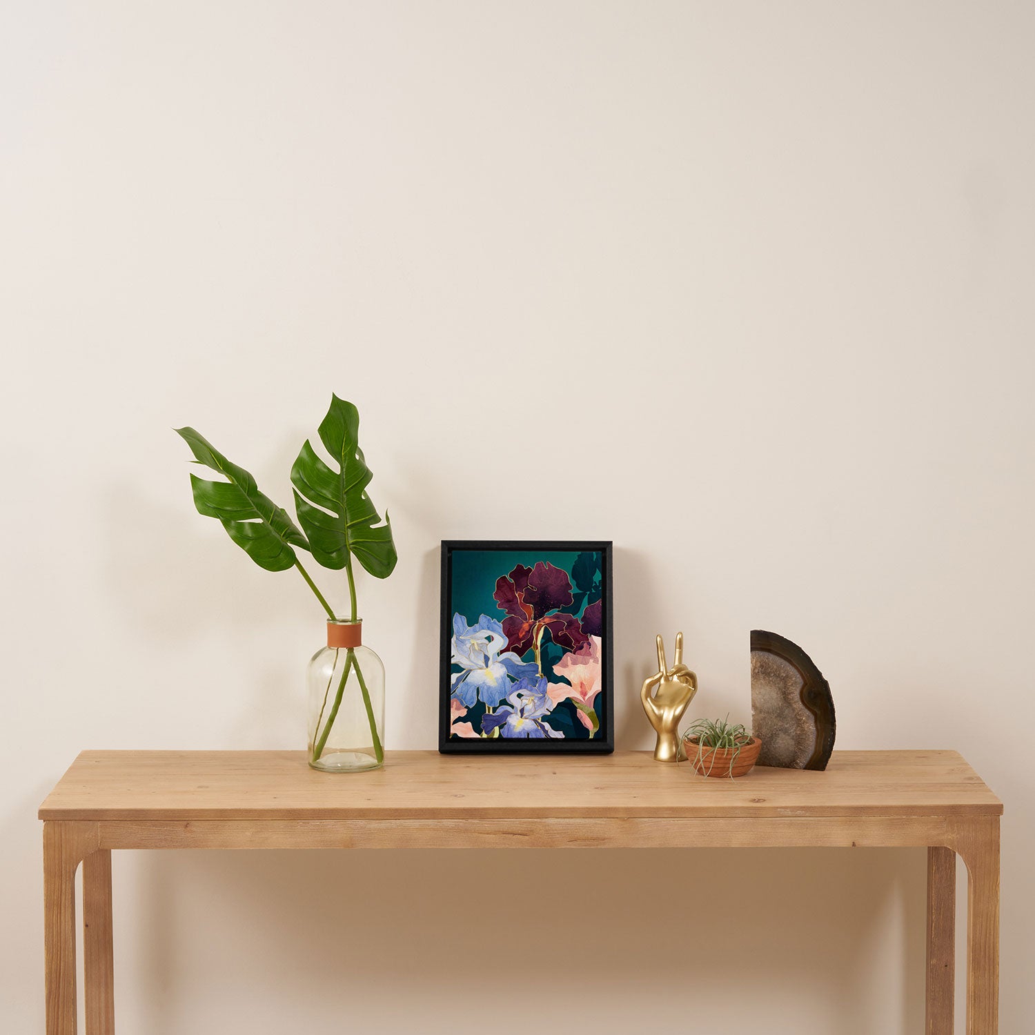 Iris Abstract Framed Canvas Print Gallery Image 4