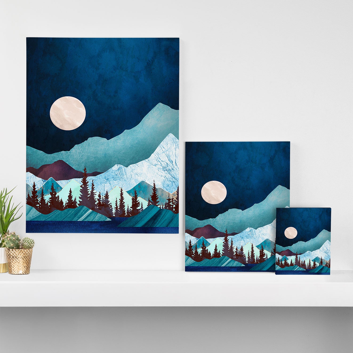 Moon Bay Canvas Print Gallery Image 3