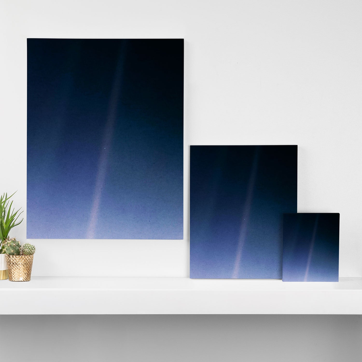 Pale Blue Dot â Voyager 1 (2020 revision) Canvas Print Gallery Image 3
